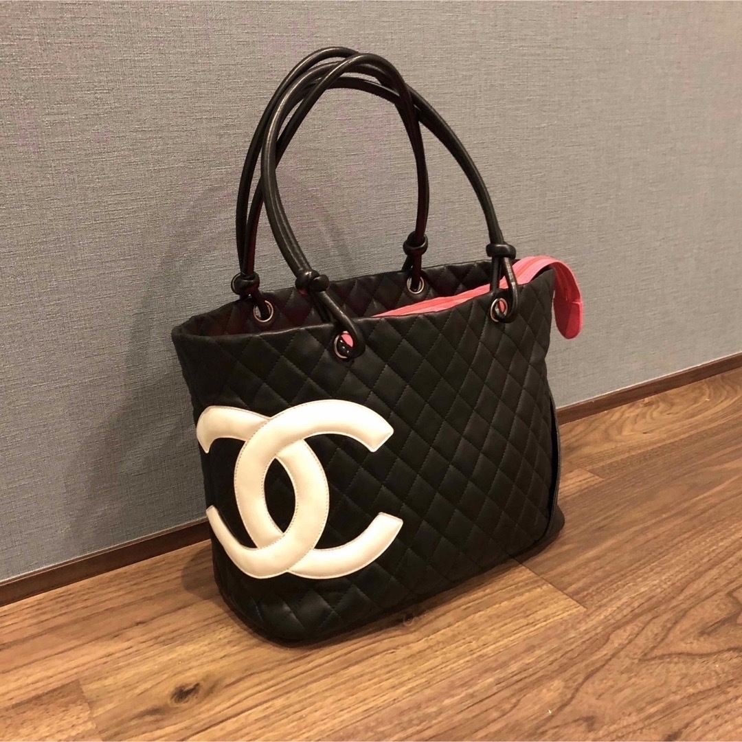 CHANEL(シャネル)のシャネル　カンボンライン　トートバッグ　シリアルシール　シリアルカード　保存袋 レディースのバッグ(トートバッグ)の商品写真