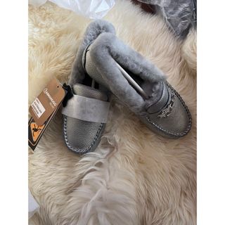 アグオーストラリア(UGG AUSTRALIA)のオーストラリア現地で購入したオーストラリアTASMAN UGG 正規品　(スリッポン/モカシン)