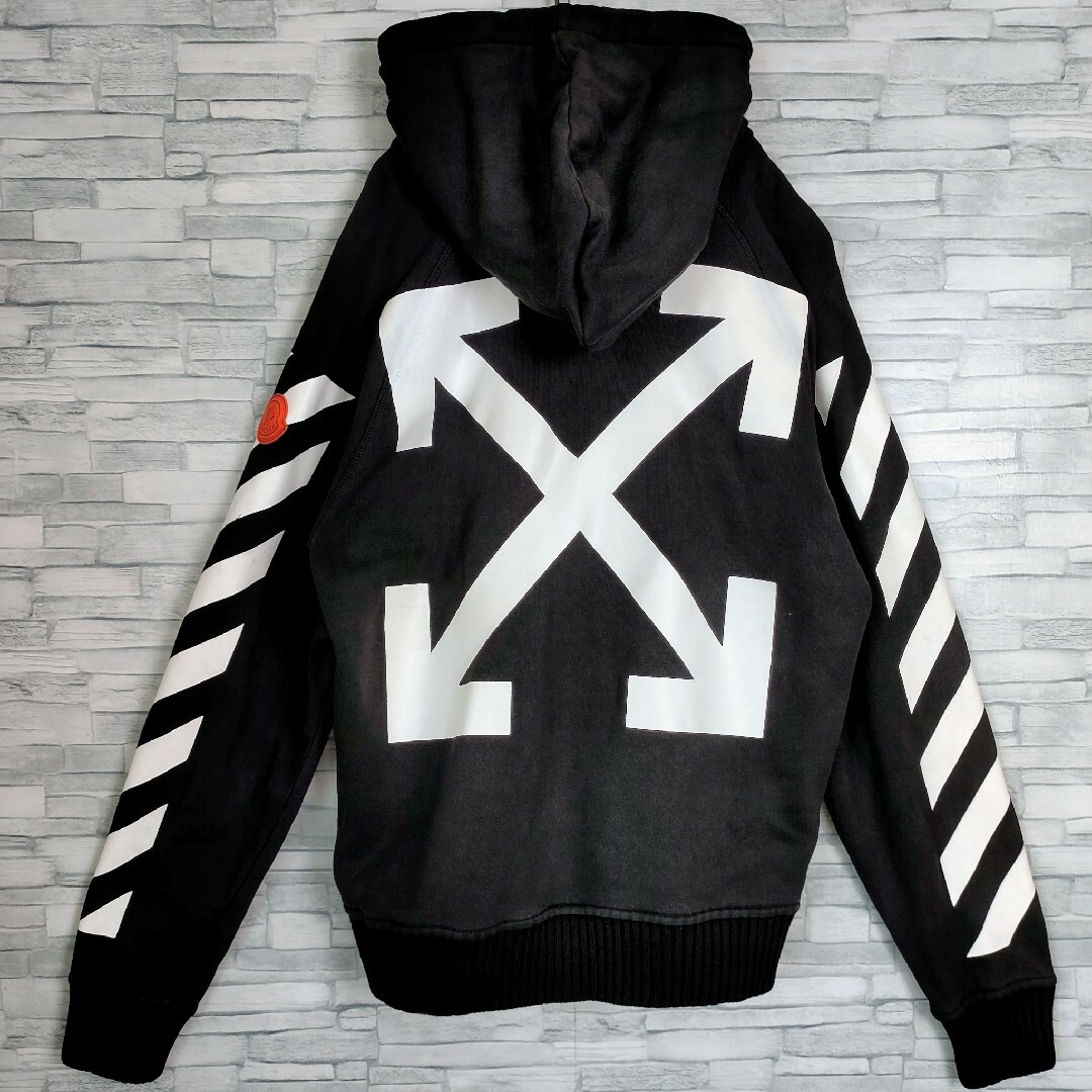 moncler off-white コラボパーカー-