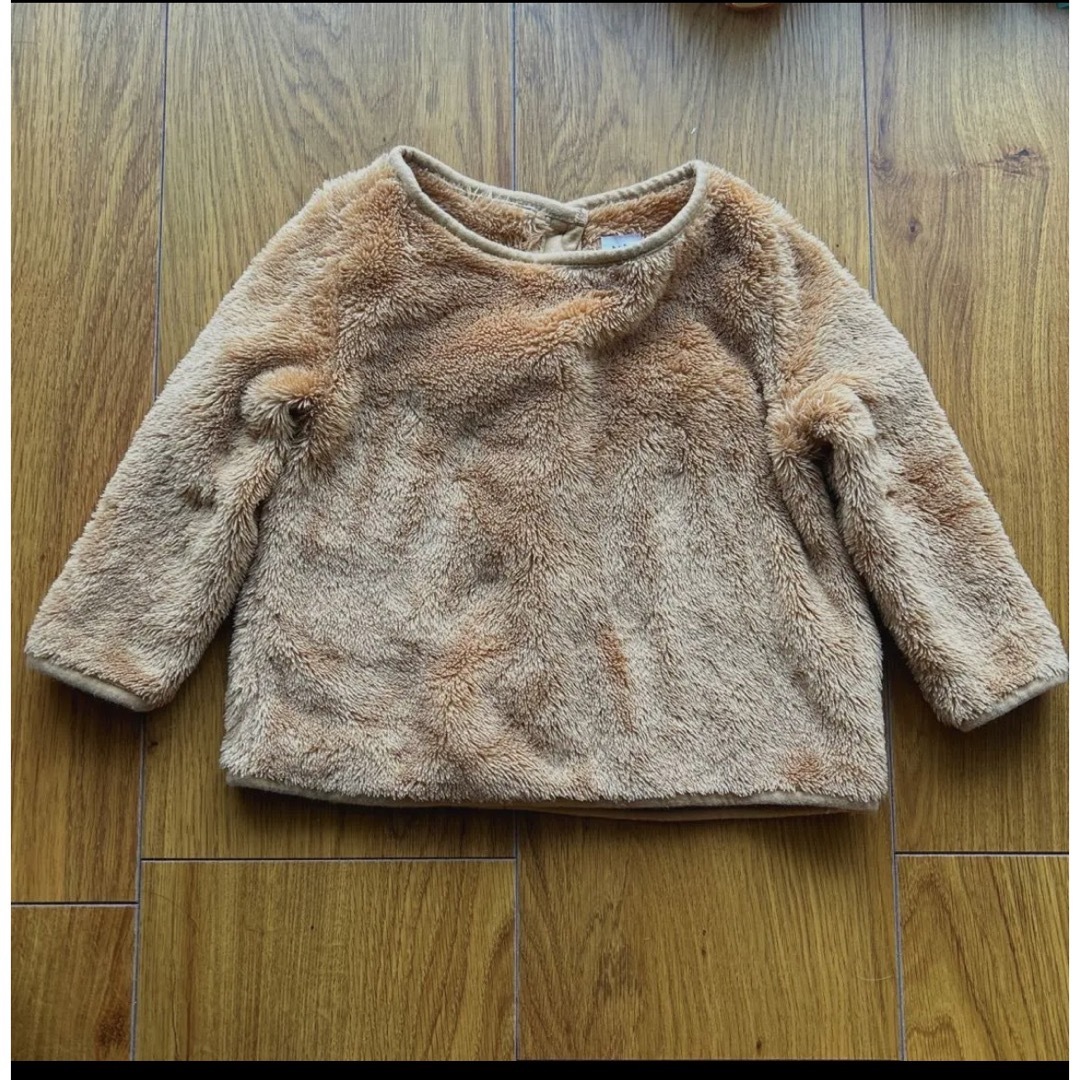 babyGAP(ベビーギャップ)のbabyGAP もこもこトップス キッズ/ベビー/マタニティのベビー服(~85cm)(トレーナー)の商品写真