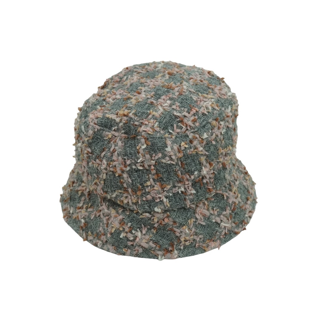 CHANEL(シャネル)の極美品 CHANEL シャネル ハット 帽子 ココマーク グレー ピンク ツイード サイズM シルバー金具 中古 55395 レディースの帽子(ハット)の商品写真