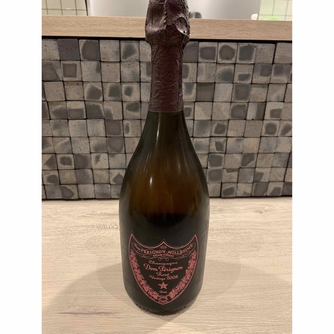 Dom Pérignon(ドンペリニヨン)のドンペリロゼ ヴィンテージ2008 食品/飲料/酒の酒(シャンパン/スパークリングワイン)の商品写真