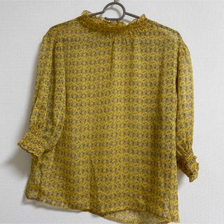 ダブルクローゼット(w closet)の【値下げ】wcloset 花柄ブラウス　イエロー(シャツ/ブラウス(長袖/七分))