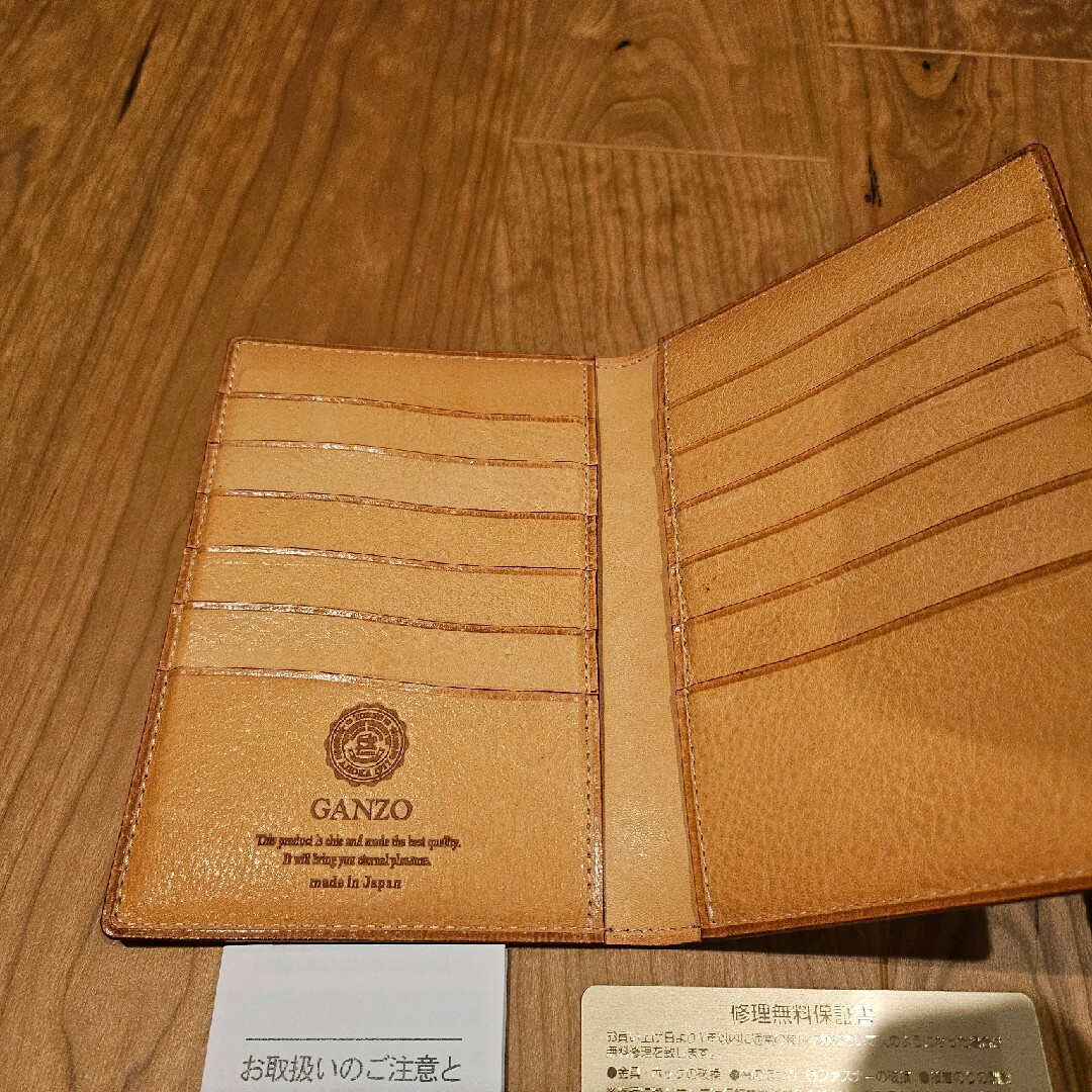GANZO(ガンゾ)のGANZO シンブライドル レザー カードケース メンズのファッション小物(折り財布)の商品写真