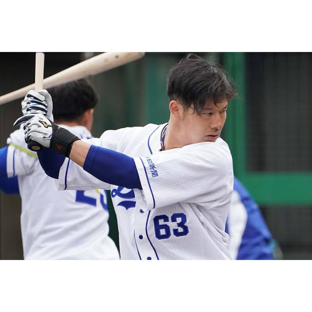 直筆サイン ユニホーム 中日ドラゴンズ #1-63堂上直倫内野手 直筆サイン ユニホーム 中日ドラゴンズ #1-63堂上直倫内野手