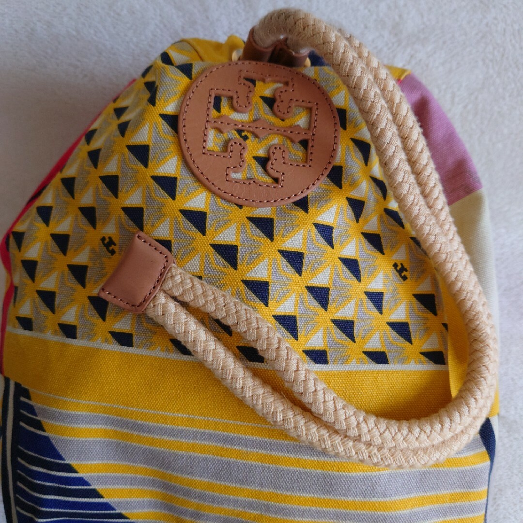 トリーバーチ TORY BURCH リュック キャンパス 巾着型 総柄 カラフル