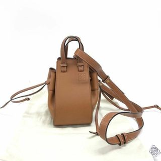 ロエベ(LOEWE)のロエベ レザー ハンモック ドローストリングミニ 2WAY バッグ(ハンドバッグ)