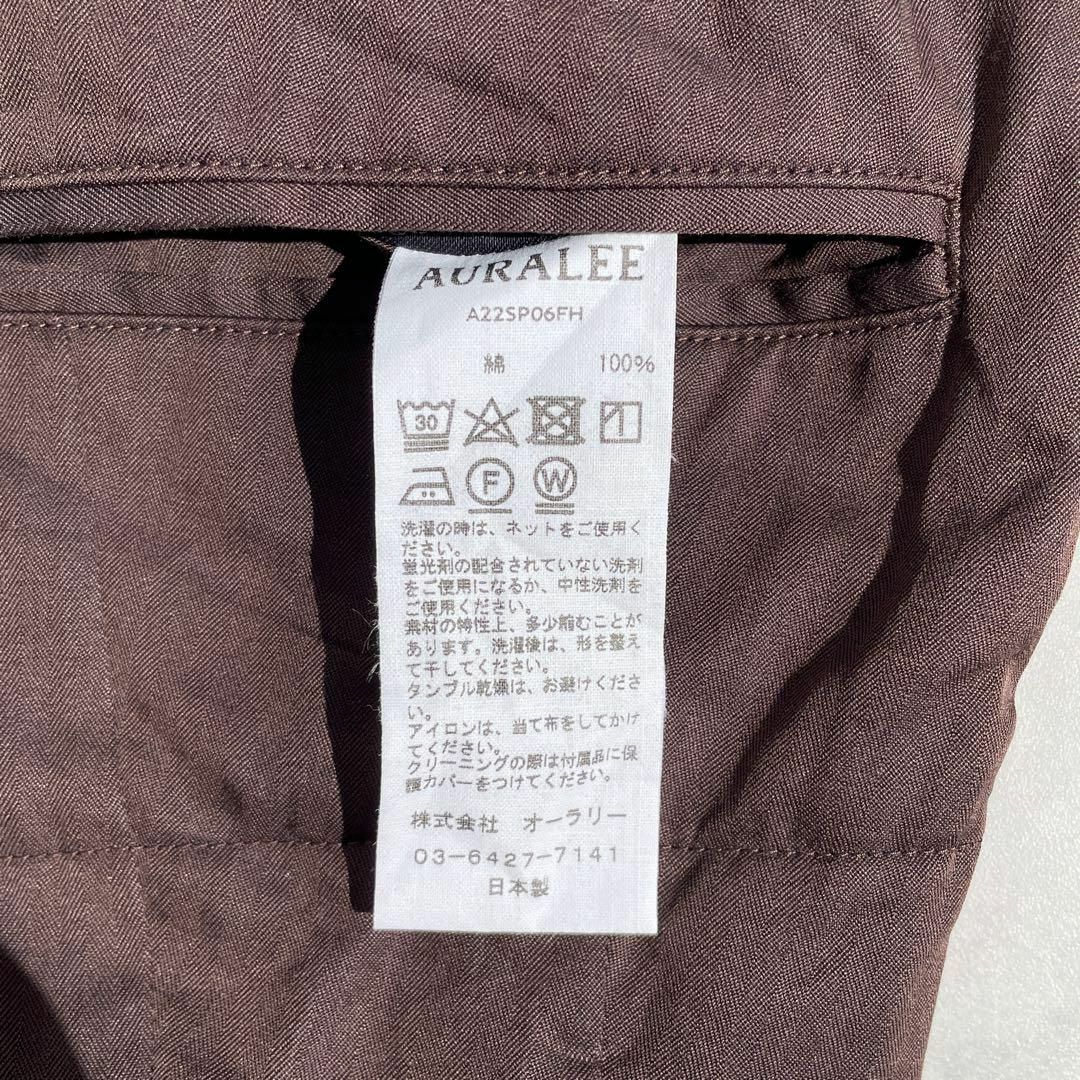 AURALEE(オーラリー)のオーラリー　ヘリンボーンベルテッドパンツ　22SS ブラウン　ウエストベルト付き レディースのパンツ(カジュアルパンツ)の商品写真