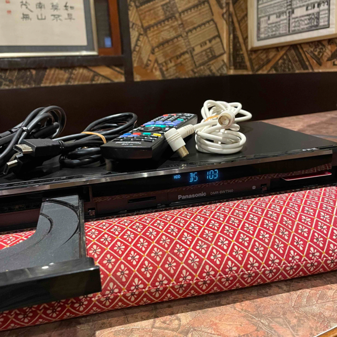 パナ DMR-BWT560/500GB/2番組W録画/フル装備/3D対応/完動品-