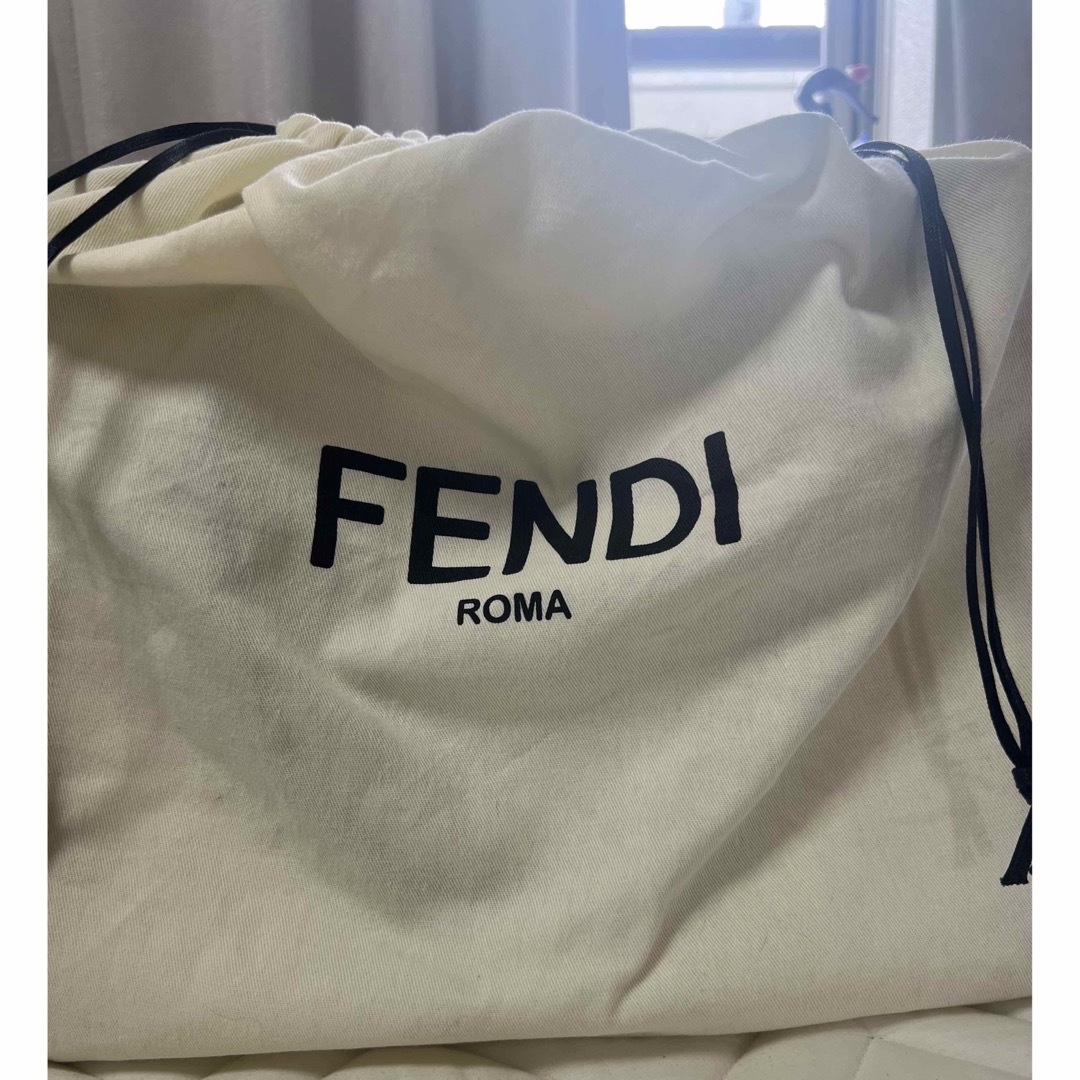 FENDI(フェンディ)のフェンディ FENDI ロゴ ローマ ショッパー トートバッグ キャンバス レディースのバッグ(ハンドバッグ)の商品写真