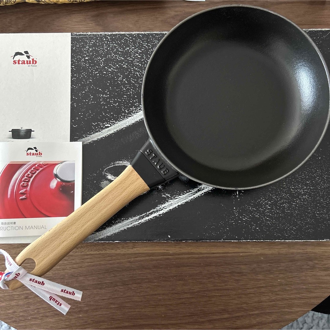 STAUB - ストウブ STAUB フライパン ウッドハンドル 20cmの通販 by po