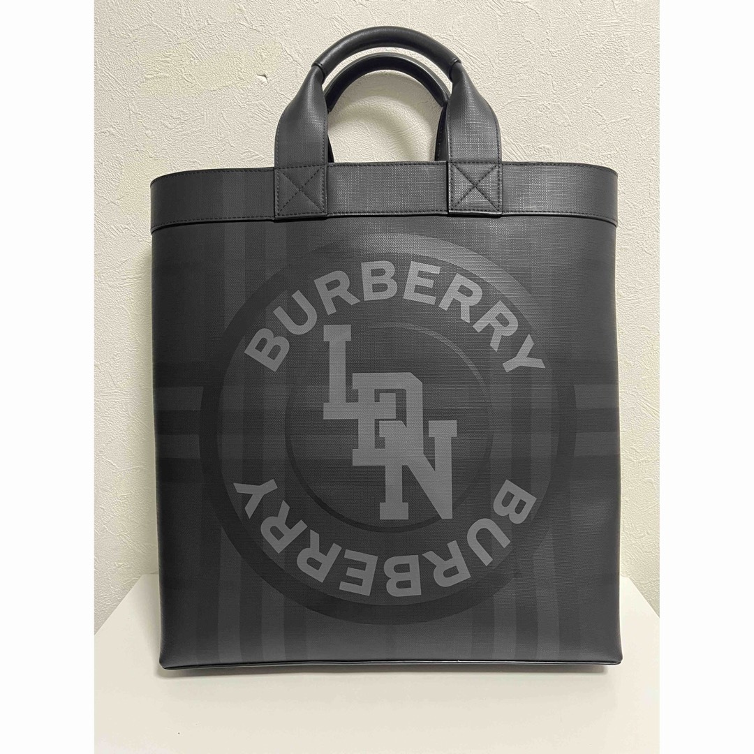 BURBERRY(バーバリー)のバーバリートートバッグがんたいあけち様お取り置き メンズのバッグ(トートバッグ)の商品写真