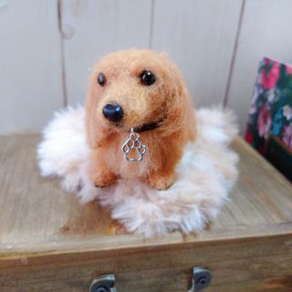 羊毛フェルト　ミニチュアダックスフンド　犬　ハンドメイド(人形)