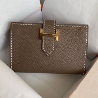 HERMES エルメス ジュラ 二つ折り財布 トゴ ブラウン - 財布