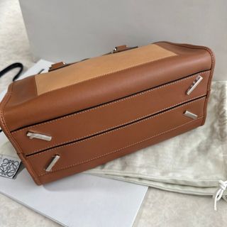 ロエベ(LOEWE)のロエベ LOEWE  アマソナ28 限定カラー バイカラー  クラシックカーフ(ショルダーバッグ)