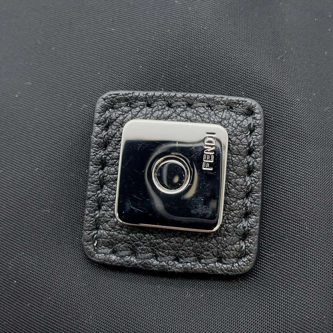 フェンディ ショルダーバッグ バゲット メッセンジャー ナイロン ミディアム 7VA537 FENDI バッグ 黒