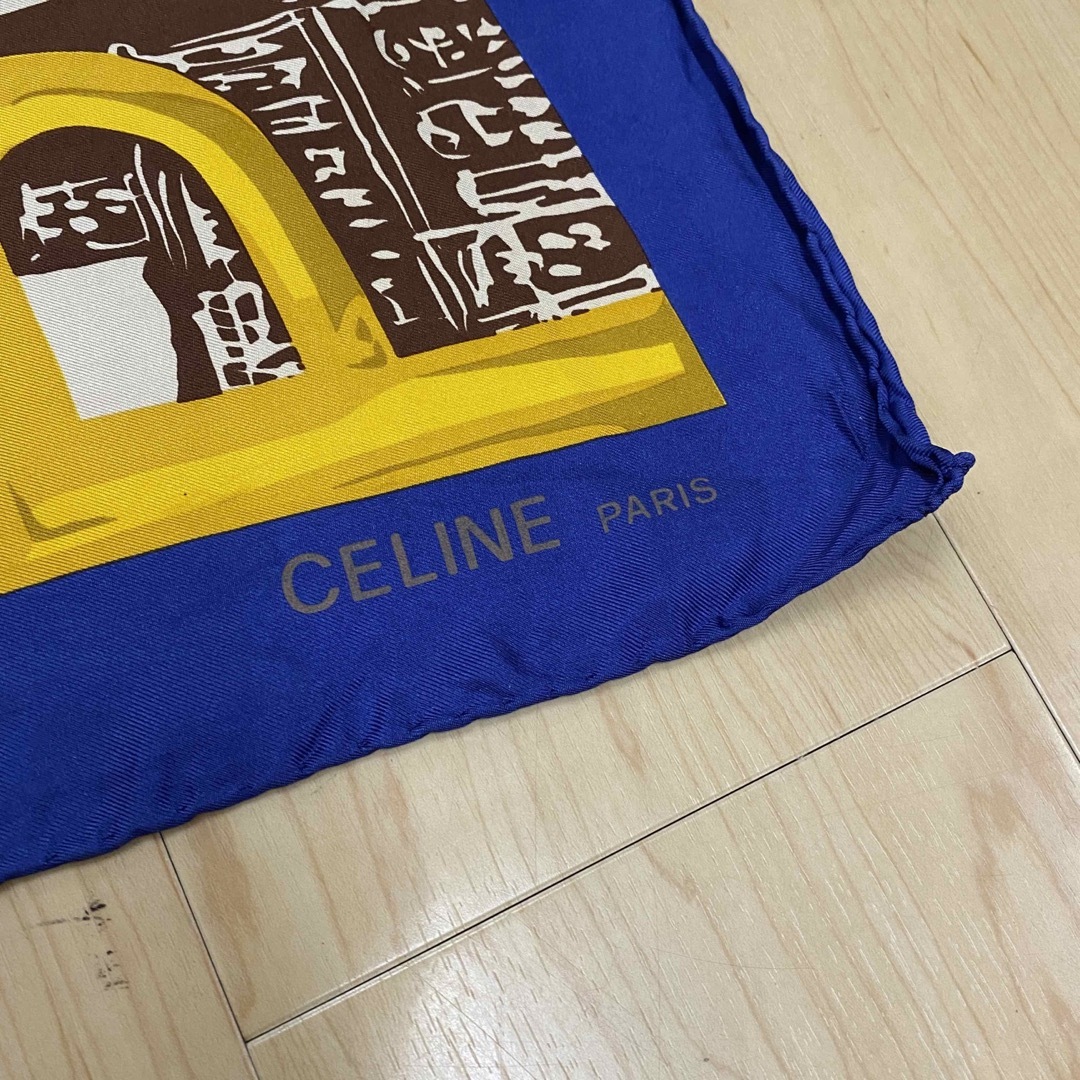 celine(セリーヌ)のCELINE　セリーヌ　スカーフ　ネイビー　イエロー　ロゴ　チェーン　no.14 レディースのファッション小物(バンダナ/スカーフ)の商品写真