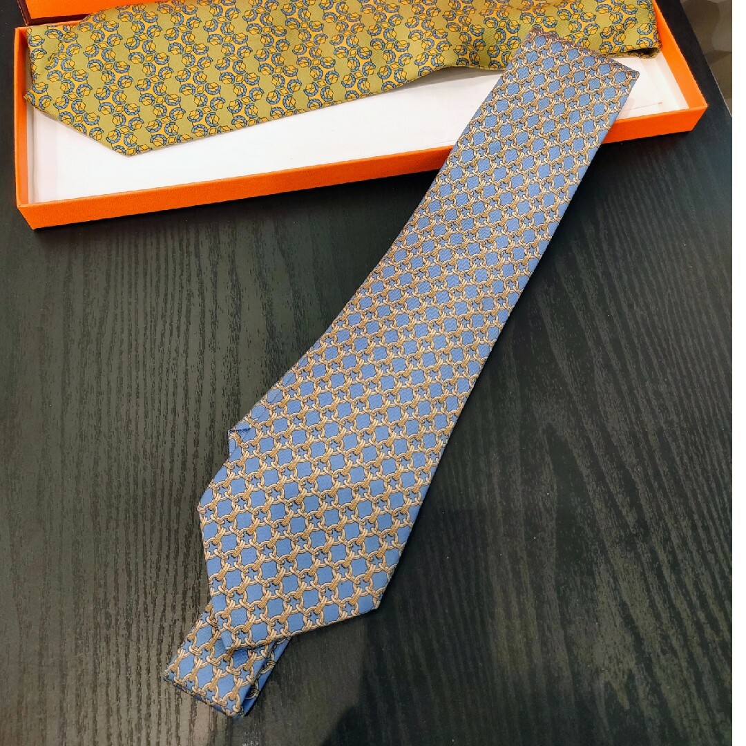 匿名配送 エルメス 新品 箱付き ネクタイ 2本 セット シルク HERMES-