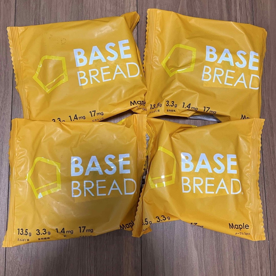 BASE BREAD ベースブレッド ベースフード　メープル 4袋 食品/飲料/酒の食品(パン)の商品写真