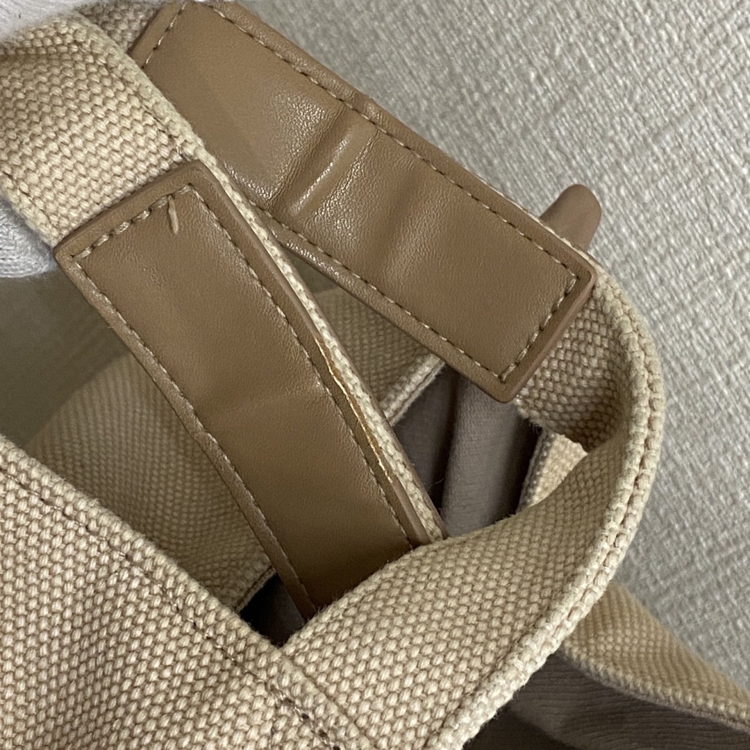 SEVENTEN セブンテン 馬トートバッグ ベージュ no.63の通販 by SEVENTEN セブンテン 馬トートバッグ ベージュ no.63の通販 by
