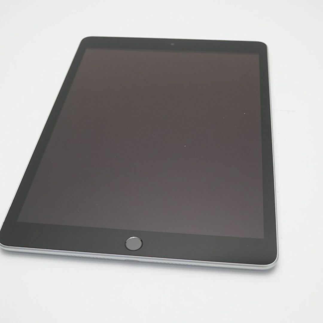 iPad - 超美品 iPad 第9世代 Wi-Fi 64GB シルバー の通販 by エコスタ ...