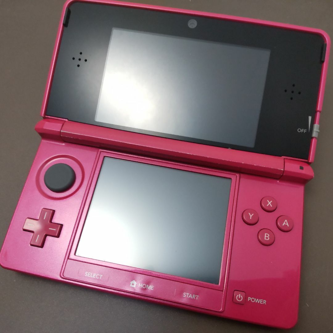 ニンテンドー3DS(ニンテンドー3DS)の安心の整備済み！◆任天堂3DS 中古本体◆グロスピンク◆90 エンタメ/ホビーのゲームソフト/ゲーム機本体(携帯用ゲーム機本体)の商品写真