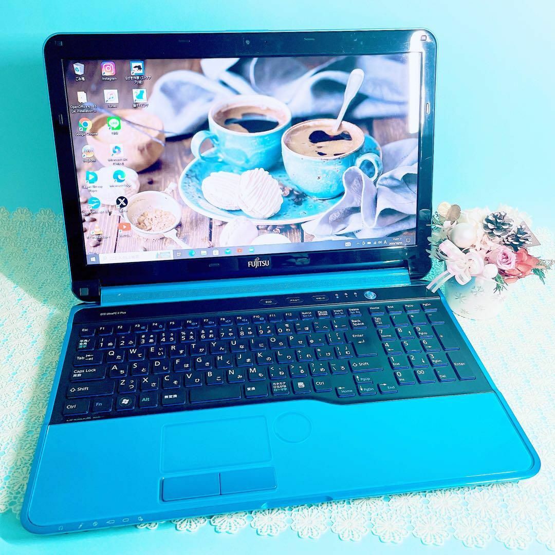 富士通 - 必見✨️高性能Core i7&メモリ8GB✨SSD 青ノートパソコン