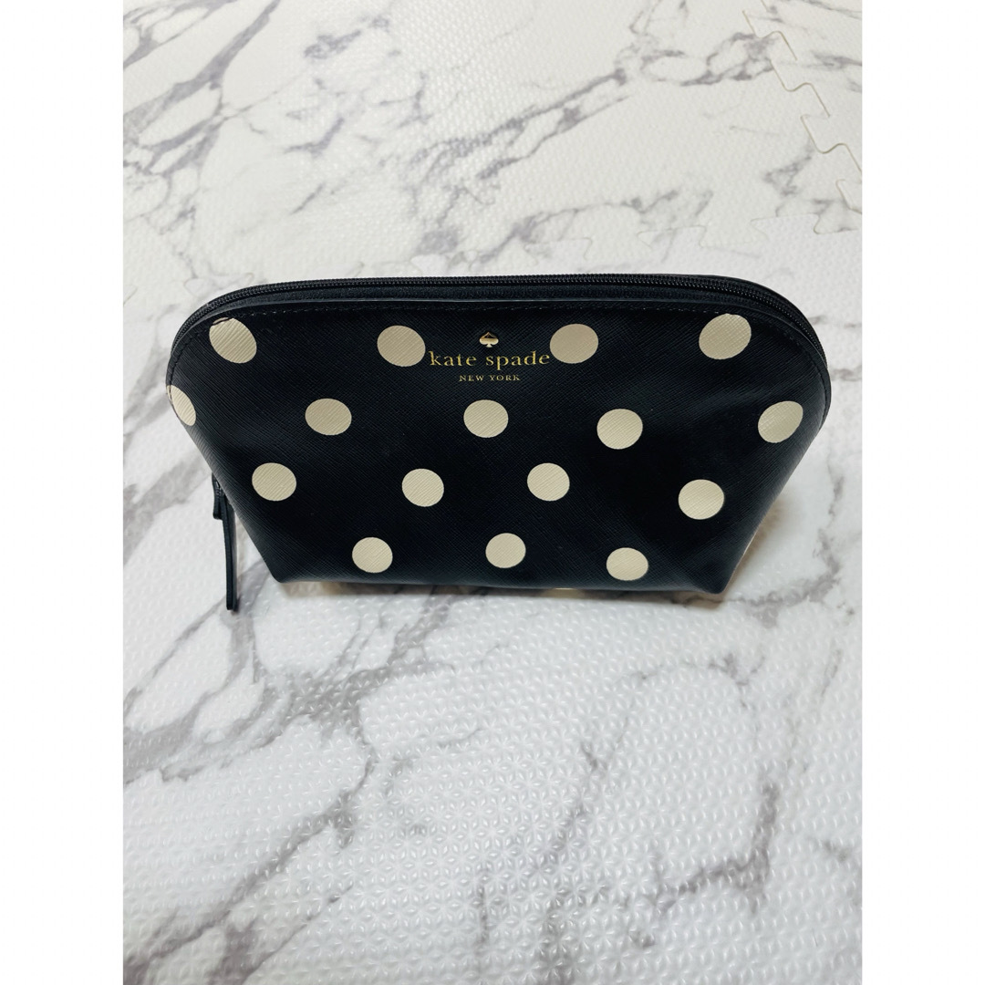 kate spade new york(ケイトスペードニューヨーク)のケイトスペード　ポーチ　新品 レディースのファッション小物(ポーチ)の商品写真