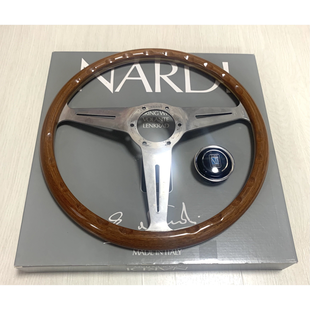 したい方必見◎極美品【NARDI Classic】36.5Φ ウッドステアリング　ナルディ