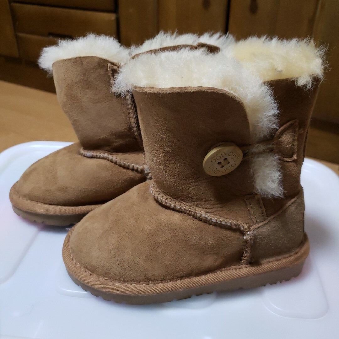 新品未使用品 UGG トドラー ムートンブーツ 16.0 17.0 ブラック