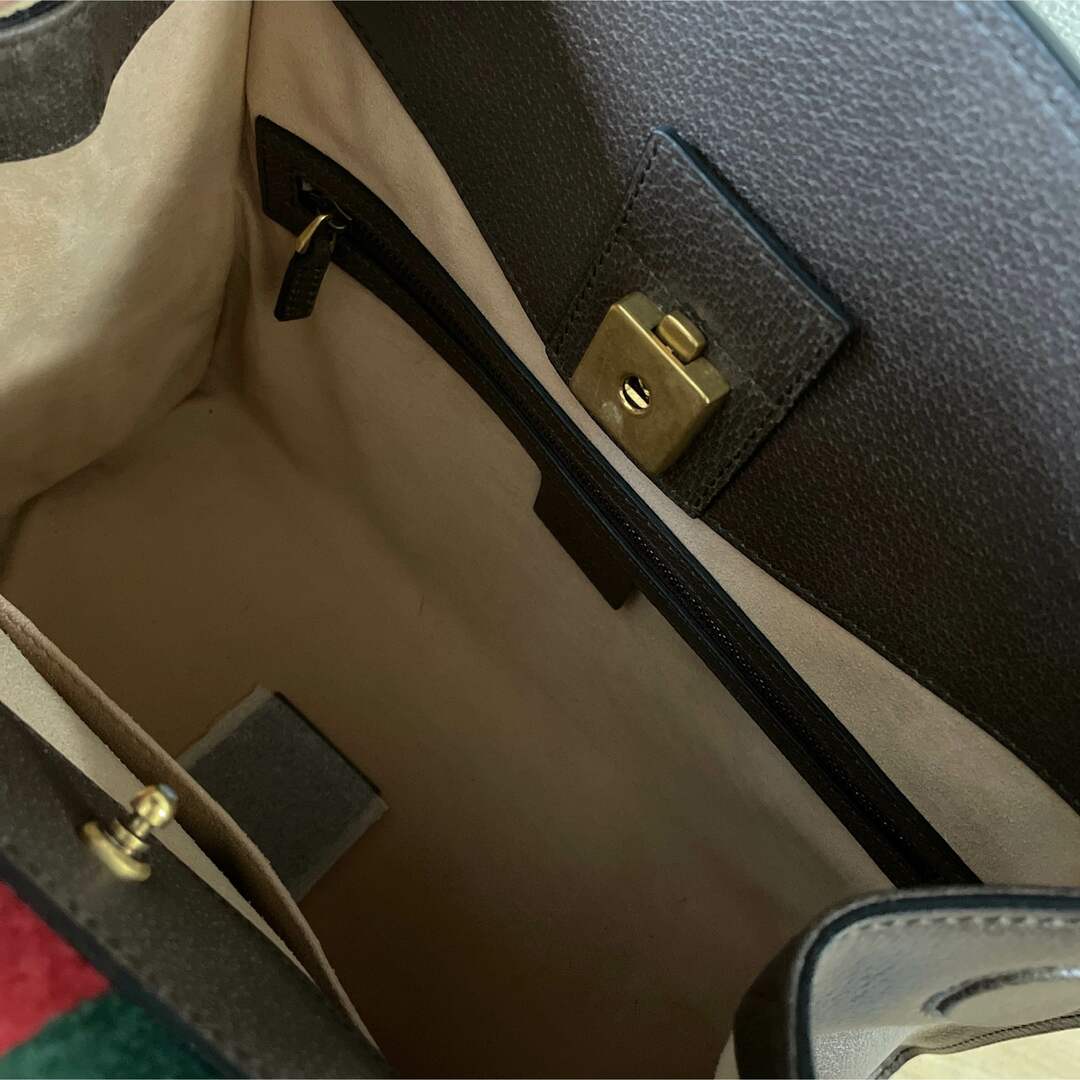Gucci(グッチ)のGUCCI トーテム　バタフライ　ビジューバック レディースのバッグ(ハンドバッグ)の商品写真