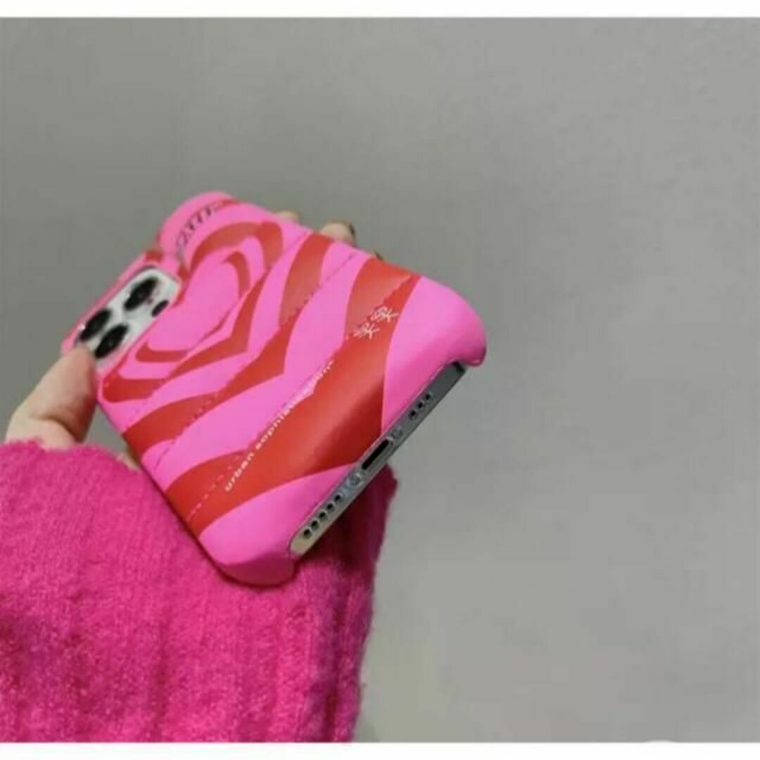 ダウンジャケット風❤︎iPhoneケース 12/12pro ピンク　ハート スマホ/家電/カメラのスマホアクセサリー(iPhoneケース)の商品写真