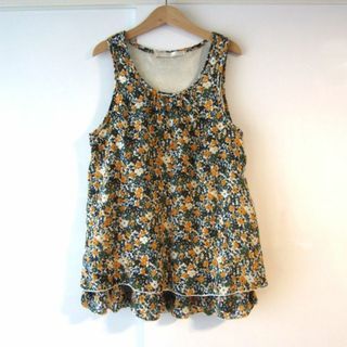 イッカ(ikka)の美品　子供服　イッカ　ICCA　花柄ワンピース　130サイズ(ワンピース)