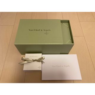 ヴァンクリーフアンドアーペル(Van Cleef & Arpels)のヴァンクリーフ&アーペル　ジュエリーケース　空箱(ショップ袋)