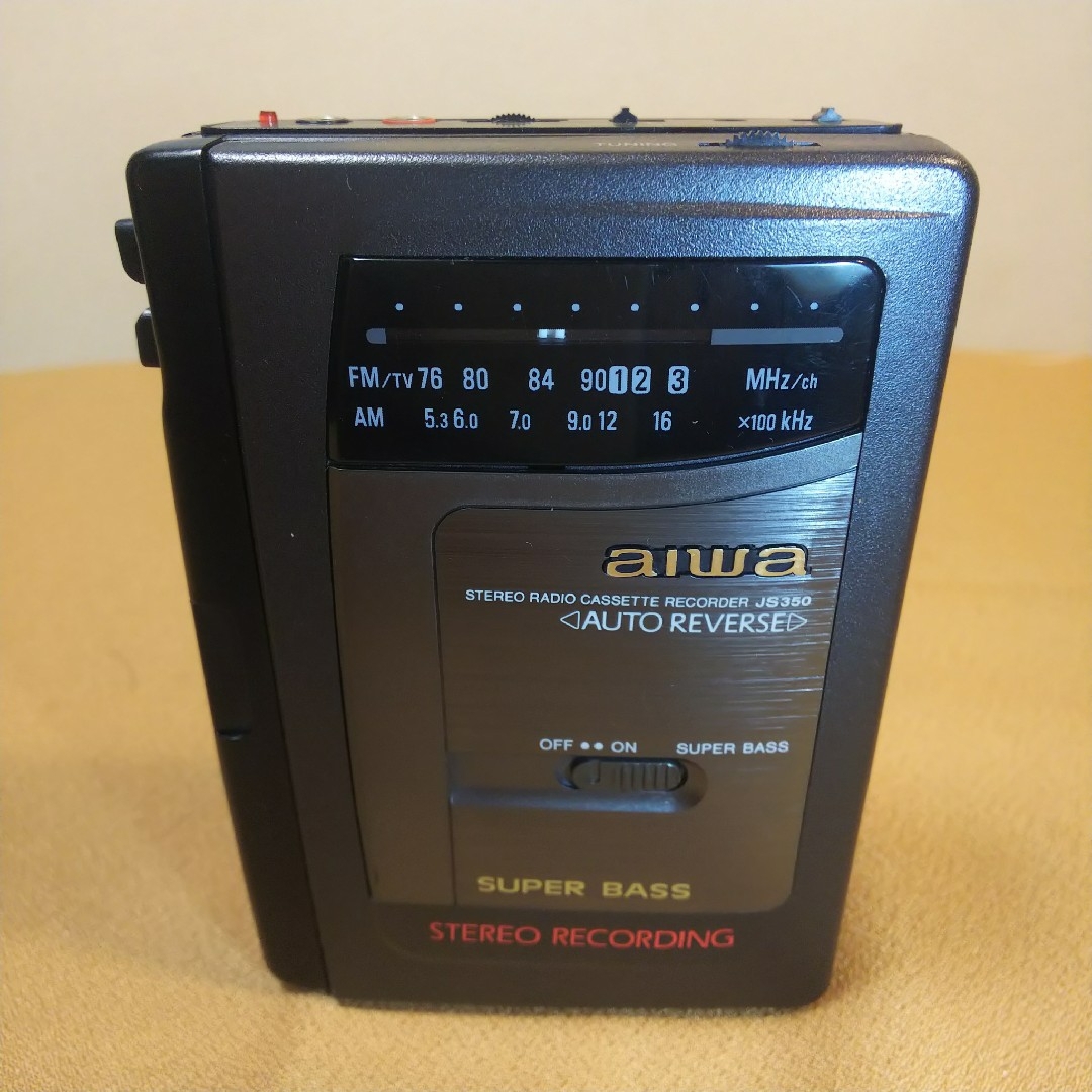 aiwa(アイワ)のアイワ aiwa HS-JS350B ラジオカセットプレーヤー スマホ/家電/カメラのオーディオ機器(ポータブルプレーヤー)の商品写真