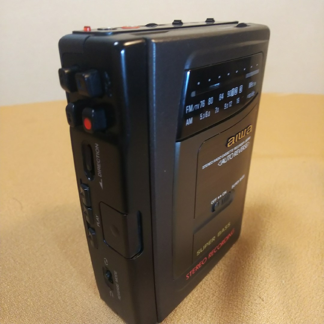 aiwa(アイワ)のアイワ aiwa HS-JS350B ラジオカセットプレーヤー スマホ/家電/カメラのオーディオ機器(ポータブルプレーヤー)の商品写真