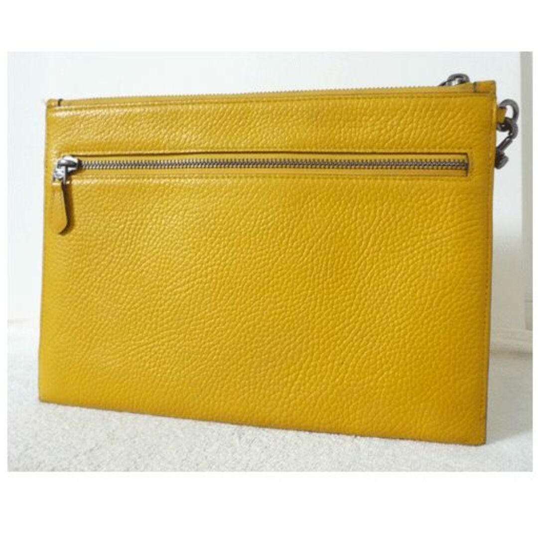 COACH - コーチ COACH レザー イエロー 黄色 セカンドバッグ COACH - コーチ COACH レザー イエロー 黄色 セカンドバッグ