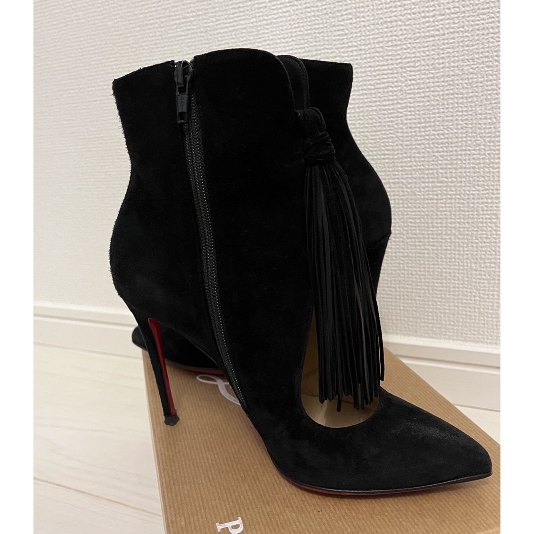 Christian Louboutin(クリスチャンルブタン)の35.5 ショートブーツ レディースの靴/シューズ(ブーツ)の商品写真