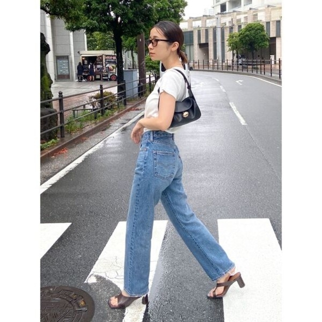 Ungrid(アングリッド)のungrid Levi’s別注 501CROP DENIM 25inch L28 レディースのパンツ(デニム/ジーンズ)の商品写真