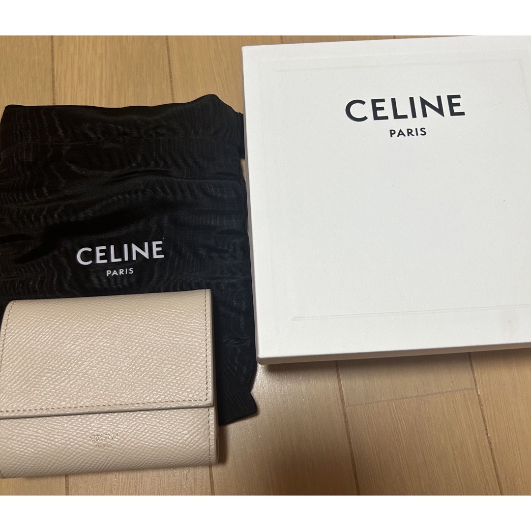 CELINE  スモールトリフォールドウォレット　ベージュ