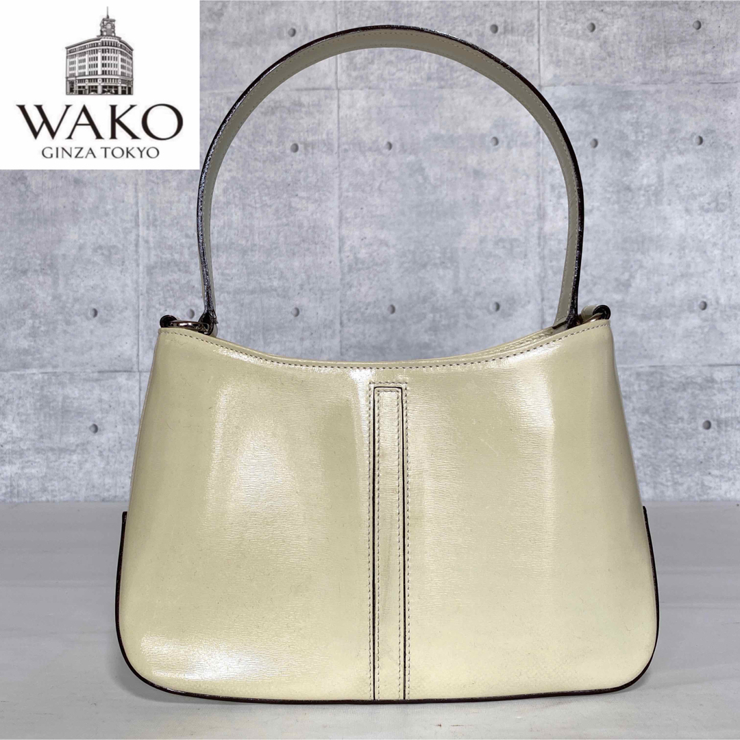 WAKO】ワコウ 銀座和光 パテントレザー ライトベージュ ワン WAKO】ワコウ 銀座和光 パテントレザー ライトベージュ ワン
