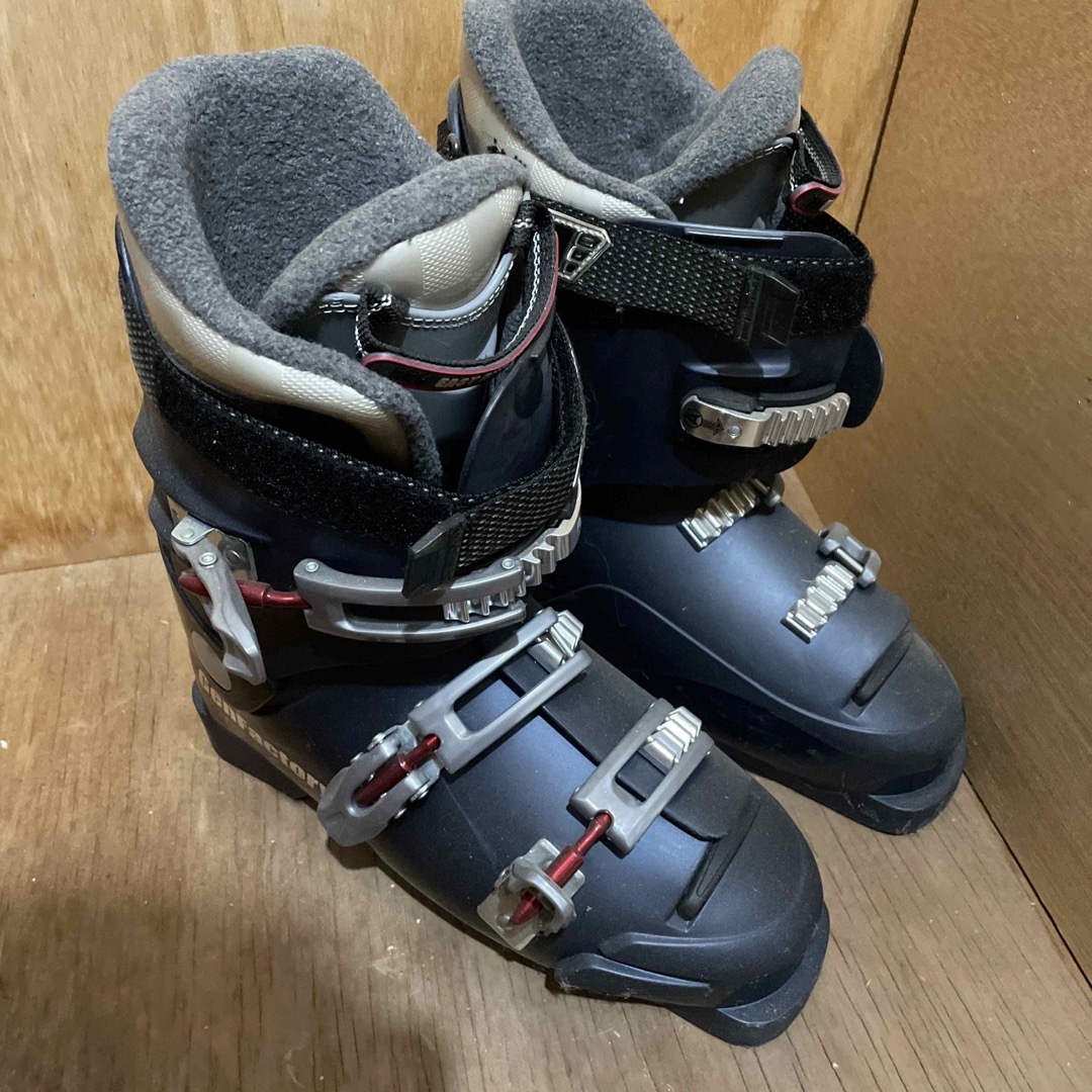 スキー3点セット(スキー板、ストック、靴) スキー スキー3点セット(スキー板、ストック、靴) スキー