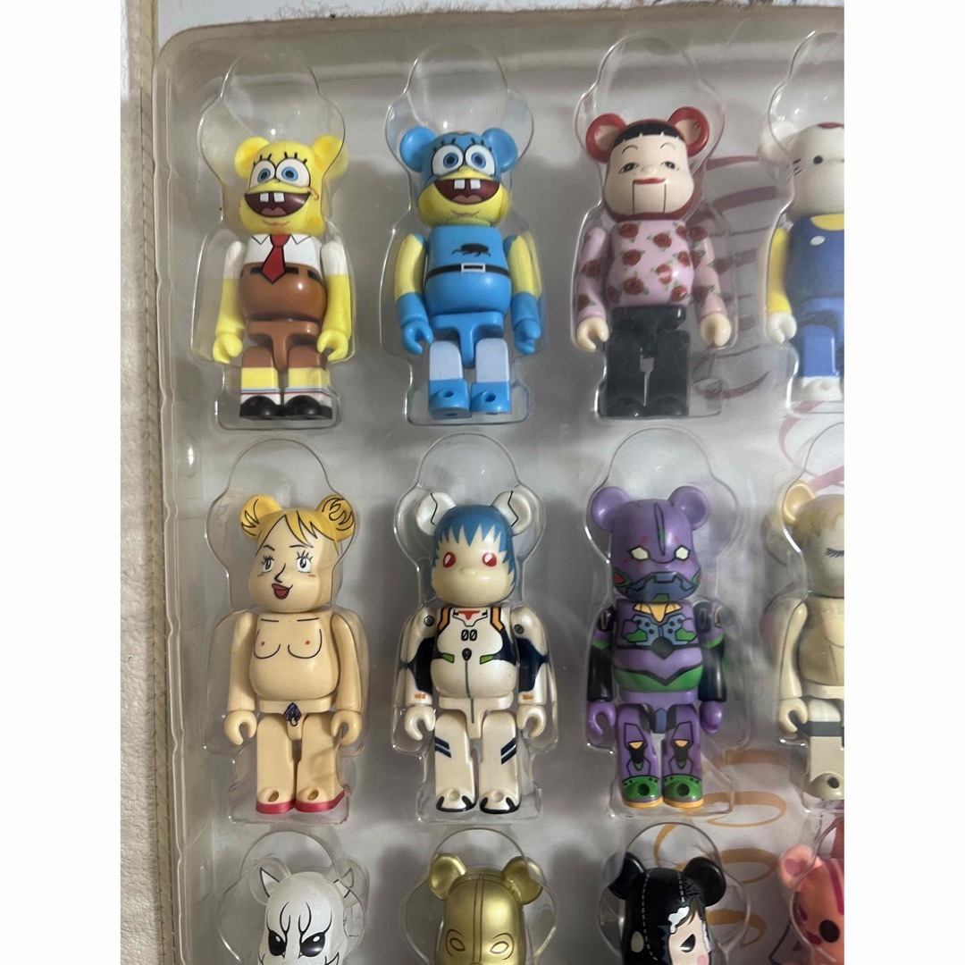 MEDICOM TOY(メディコムトイ)のベアブリック　ブリスターセット　127体　レア多数 ハンドメイドのおもちゃ(フィギュア)の商品写真