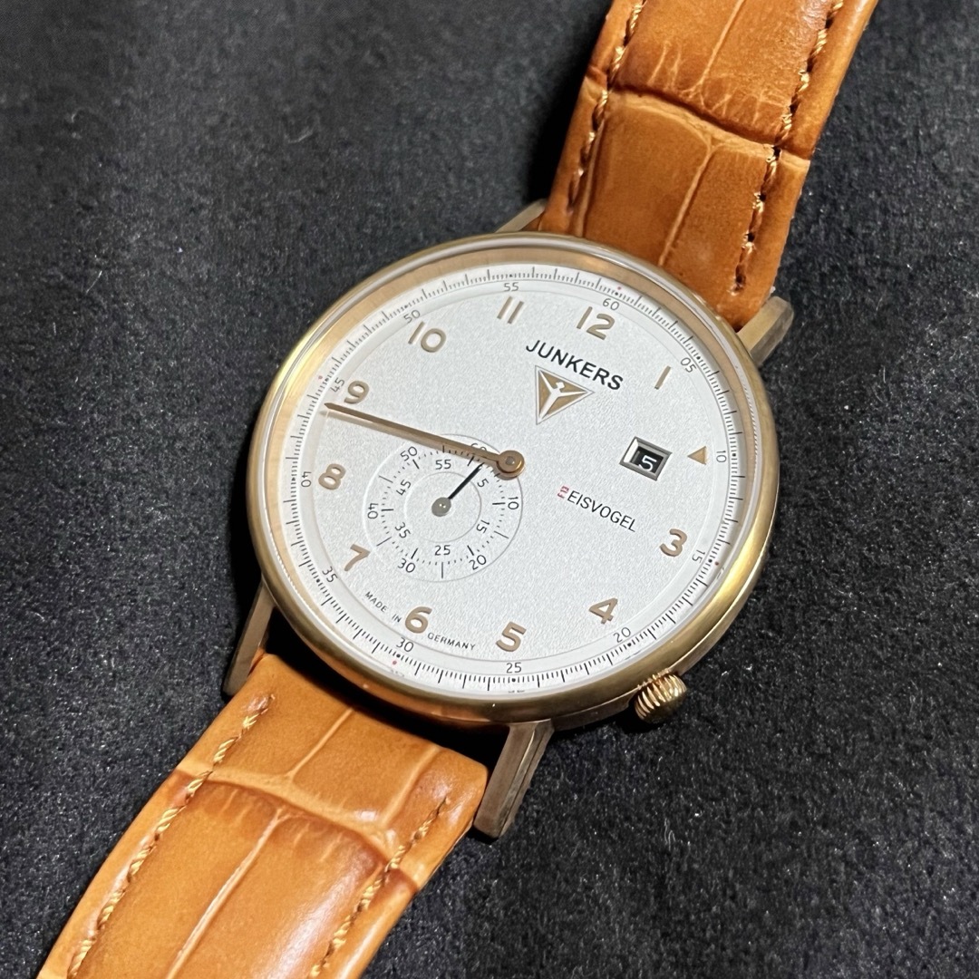 JUNGHANS(ユンハンス)のJUNKERS ユンカース 腕時計 クォーツ ローズゴールド メンズの時計(腕時計(アナログ))の商品写真