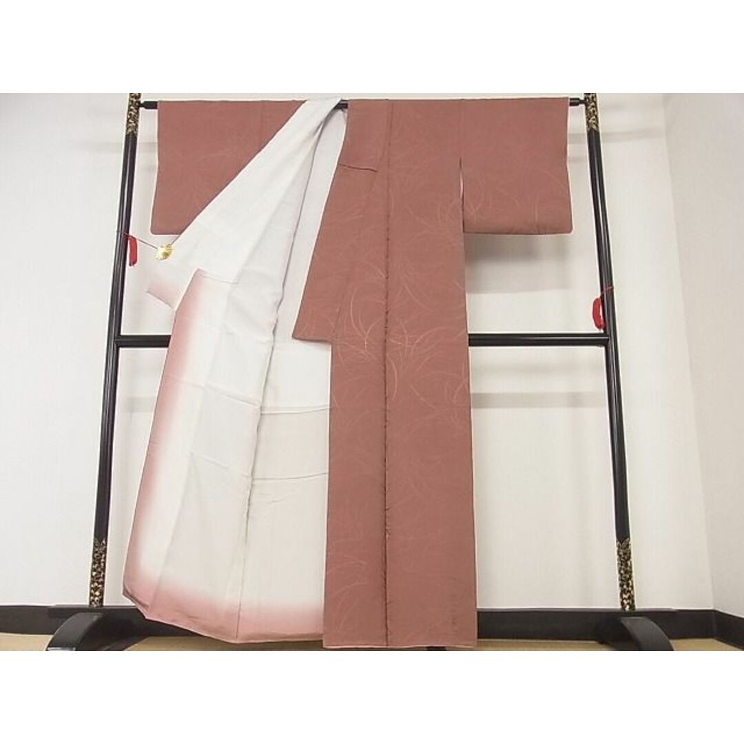 平和屋-こころ店■上質な色無地 草木地紋 蘇芳香色 着丈160.5cm 裄丈63.5cm 正絹 逸品 A-ms1624