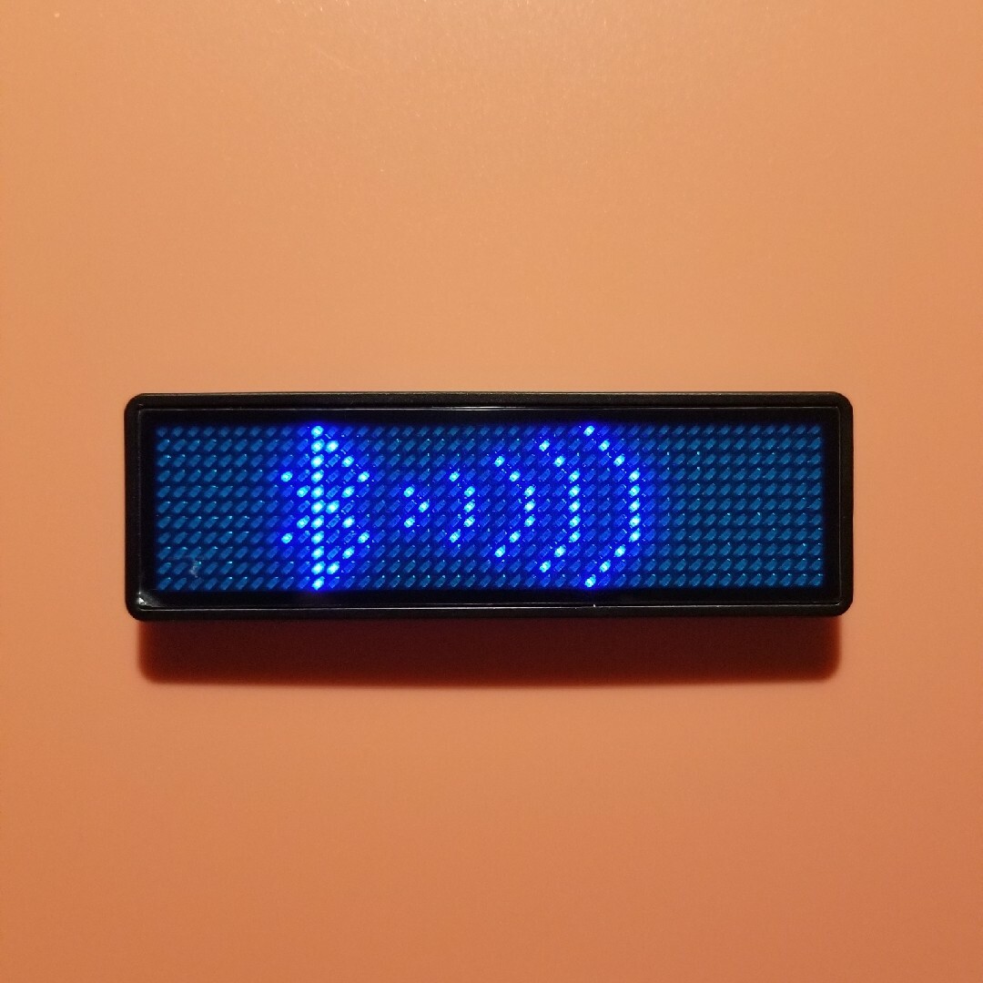 電子 ネーム バッジ スマホでBluetooth可 LED11x44個 4セット日本語英語のマニュアル着用方法