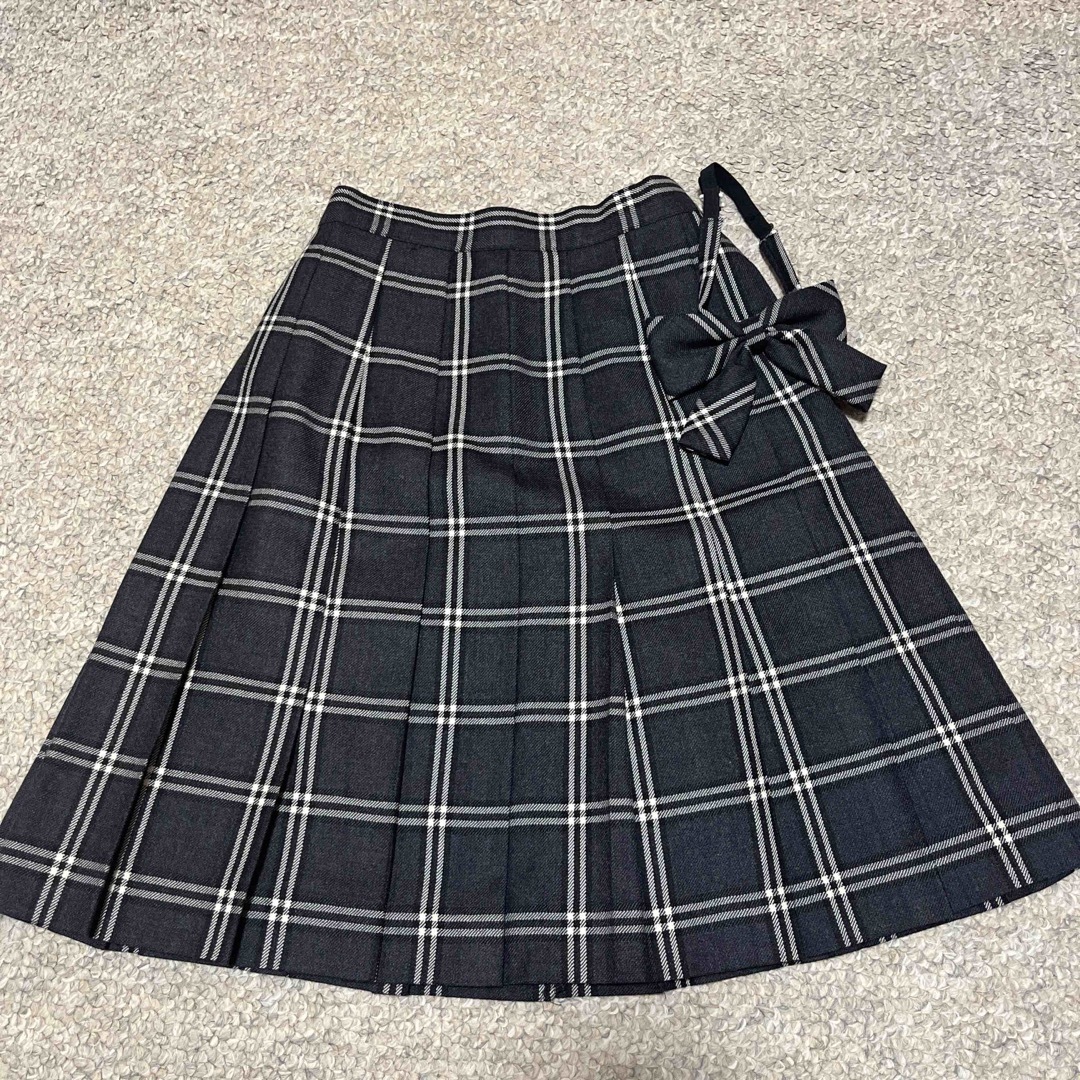 ELLE(エル)のスカートとリボン レディースのスカート(ひざ丈スカート)の商品写真