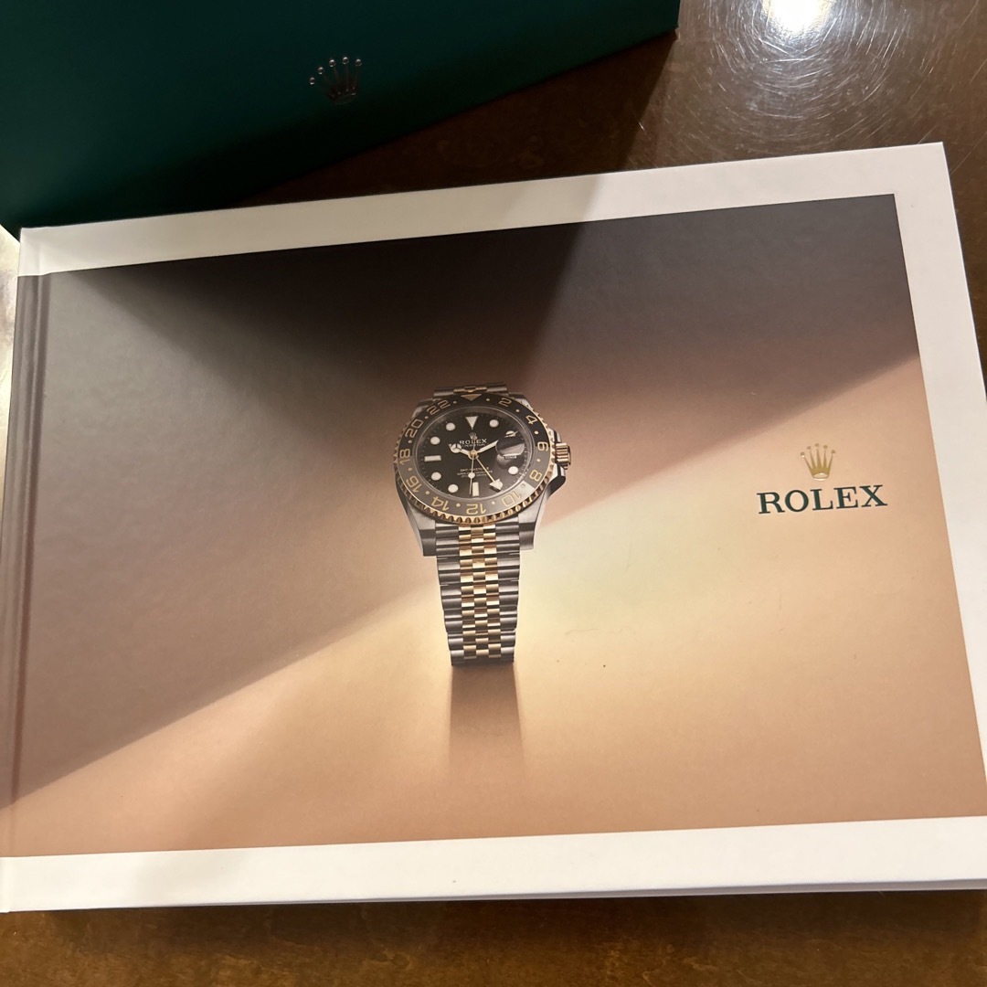 ROLEX(ロレックス)のロレックス　最新公式カタログ エンタメ/ホビーのコレクション(印刷物)の商品写真