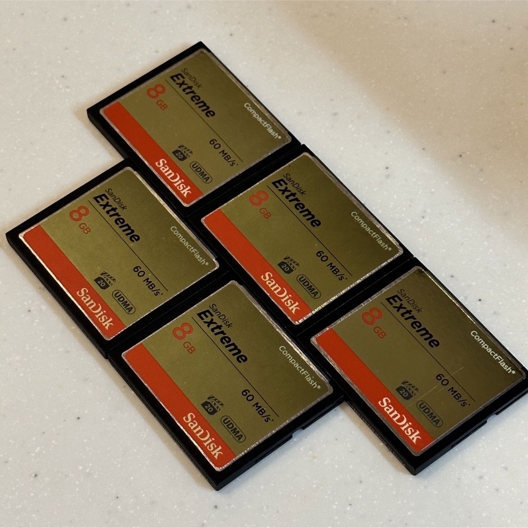SanDisk(サンディスク)のSanDisk Compact Flash 8GB 【5枚セット】中古 スマホ/家電/カメラのカメラ(その他)の商品写真