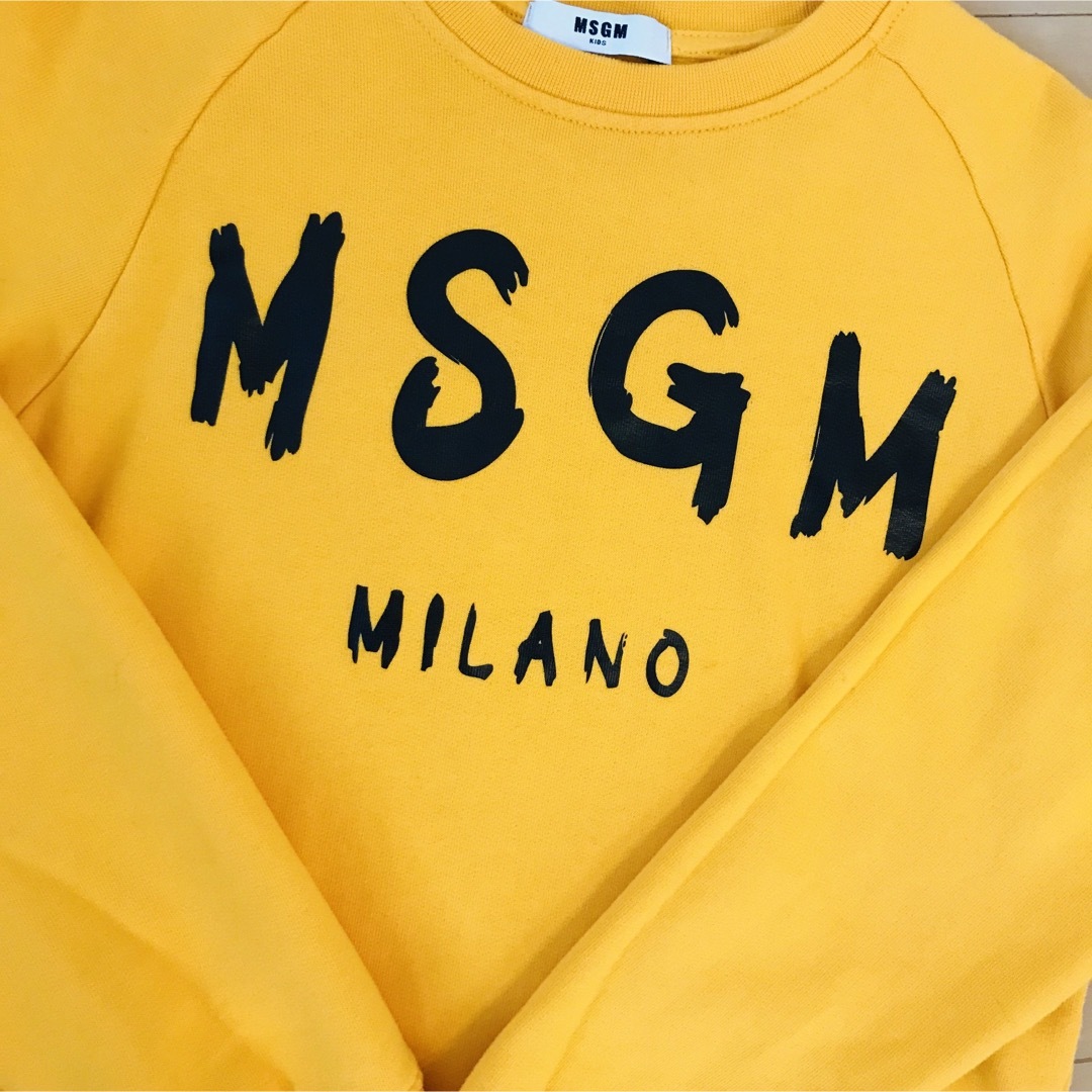 MSGM(エムエスジイエム)の美品　MSGM トレーナー　イエロー レディースのトップス(トレーナー/スウェット)の商品写真